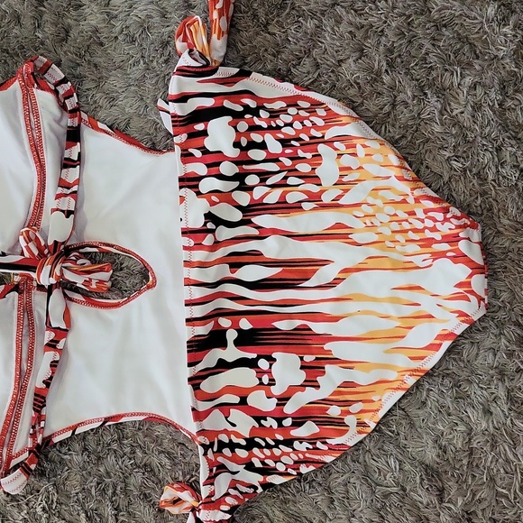 Shein Swimsuit 🩱 - Picture 11 of 13